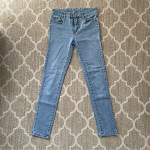 Carmar Mid-Rise Skinny Tencel Jean in Light Wash